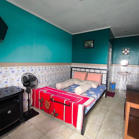 Villa Raung Indah Tretes Prigen Room photo